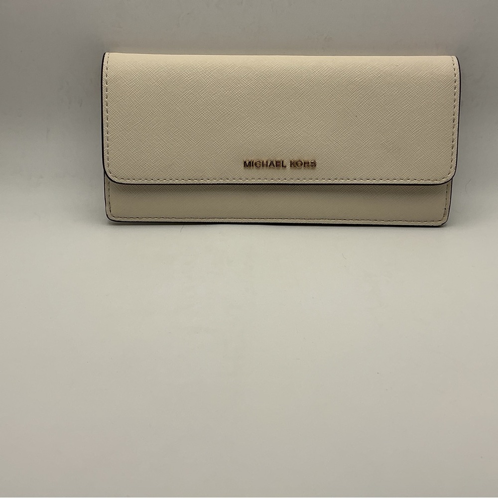 Michael Kors Jet Set Travel Large Flat Wallet Light Cream Saffiano